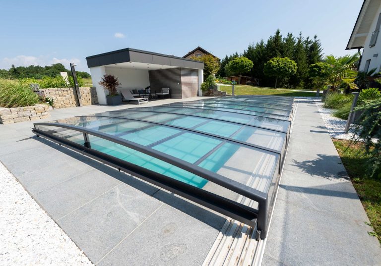 Poolüberdachung Ultraflat made in Austria