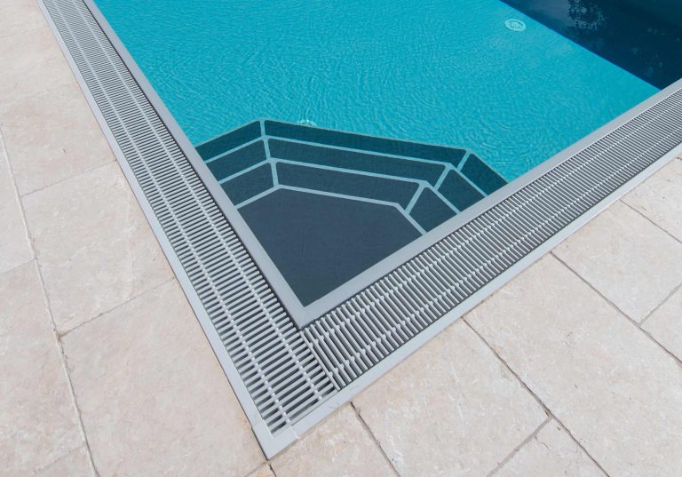 Überlaufpool Detailansicht